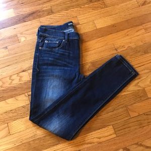 Express Dark Wash Distressed Skinner Jeans; 6r